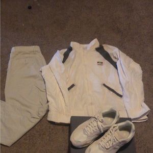 Vintage 90’s boxy fit Nike challenge court windbreaker